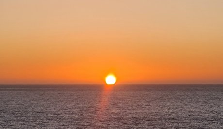 Endeer nude star pictures