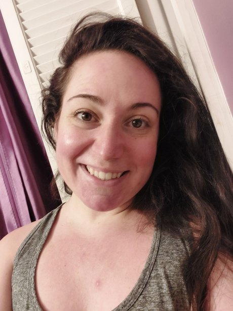 Ella Pines star adult image