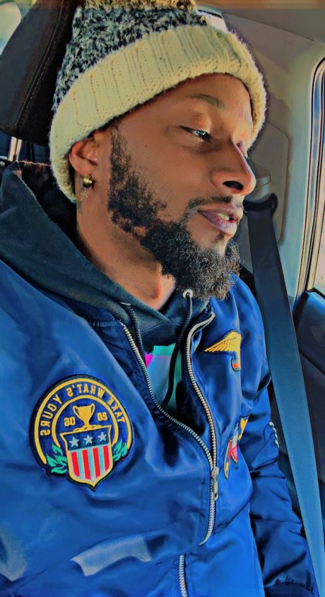 DatBoiTrae model beautiful photo