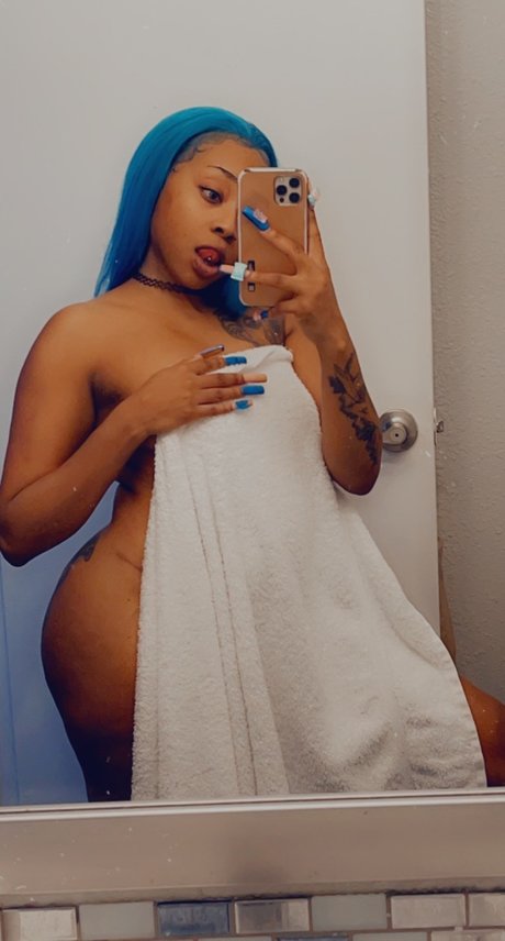 _MzCamalTO3_ model hd images