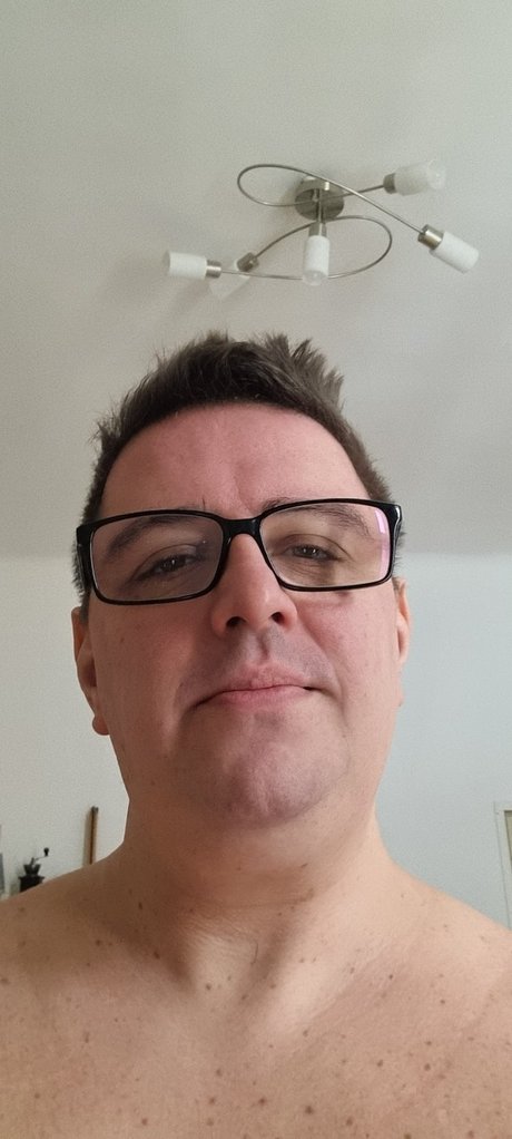 Emanuel beautiful model pictures