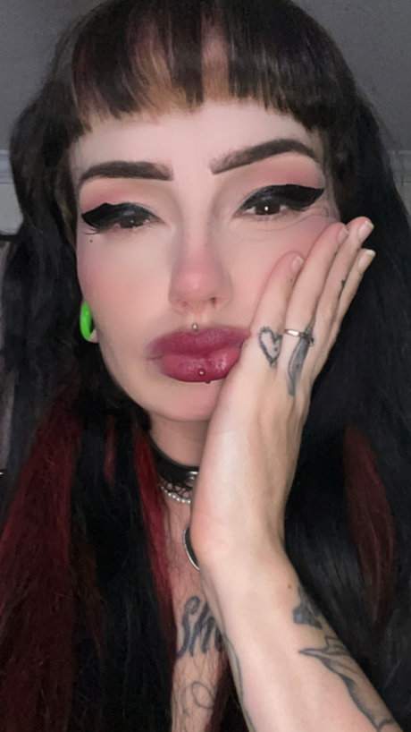 Christi Wolf Wednesday best star picture