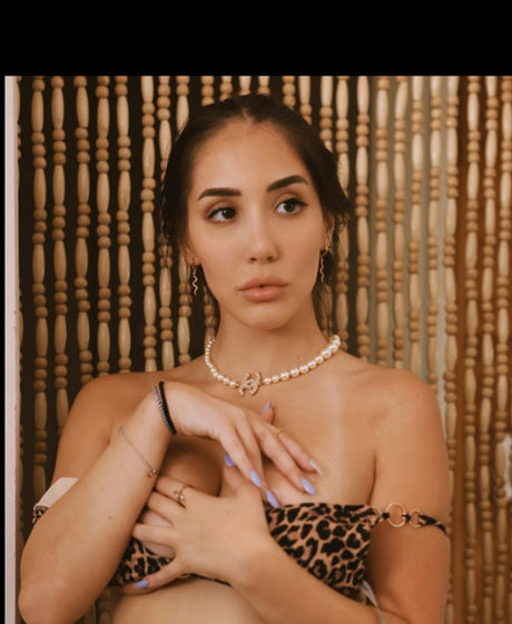 _Naomi Ross star beautiful gallery