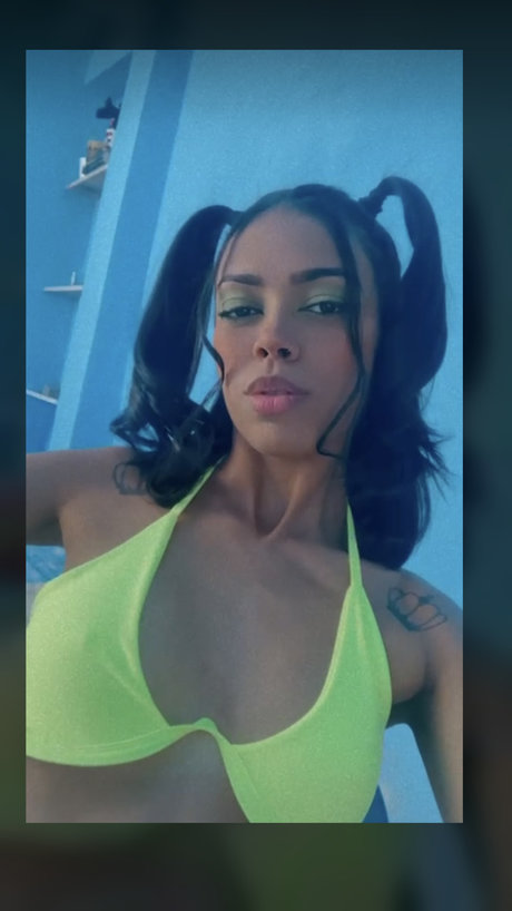 _NAOMI VIP perfect actress pics