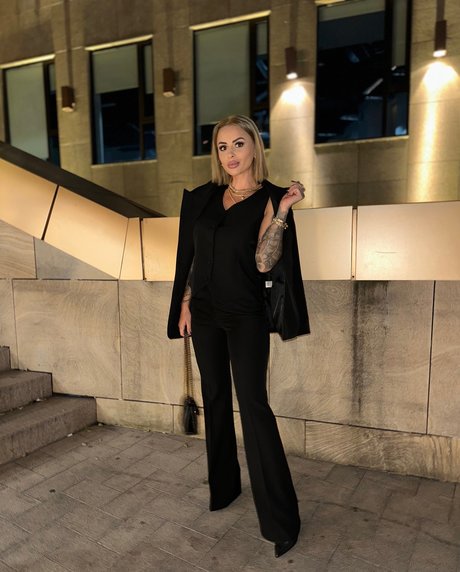 Naomi Star VIP_ art star pic