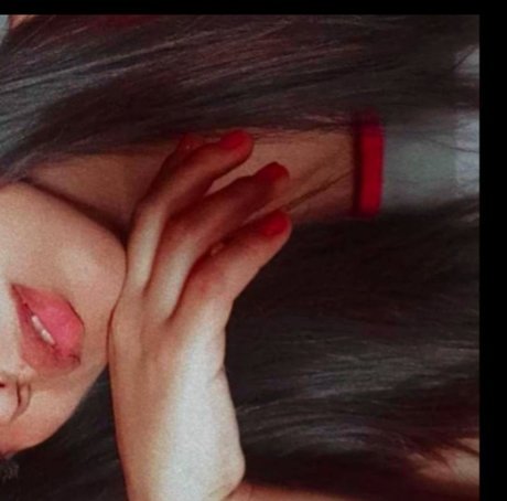 NaniAmores sexy actress pics