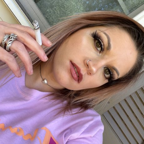 Desbians porn model pictures