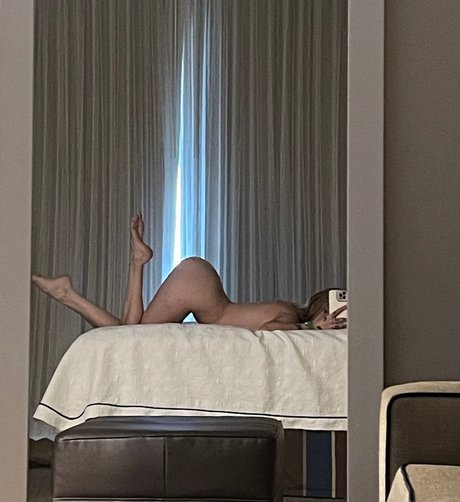 goon TOP 8_ naked star galleries