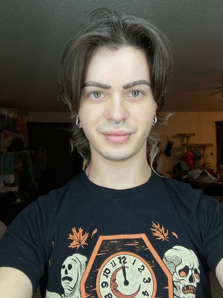 Demon Baby nude pornstar pic