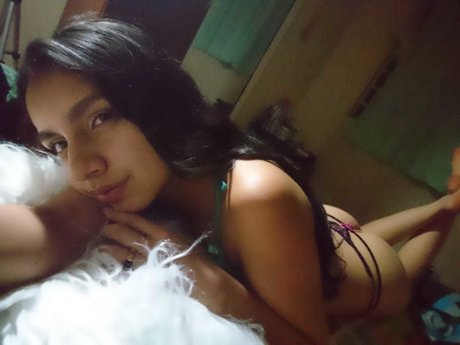 nude selfie onlyfans pornographic pics