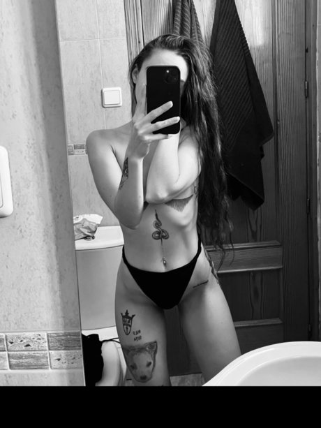 Sinner_ art model photo