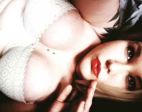 Daddyswhorexox porn star picture