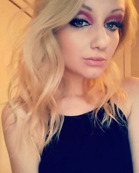 Carmen Lexus hot star gallery