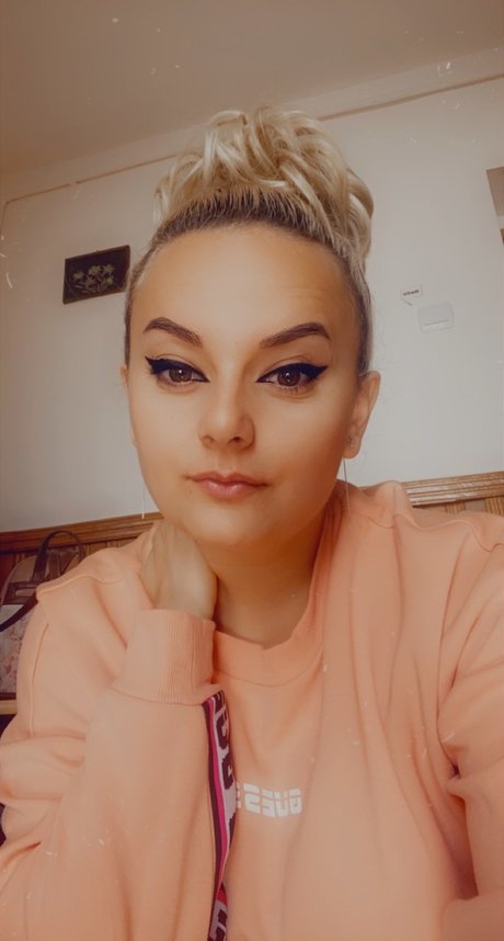 Natalia Iza beautiful pornstar galleries