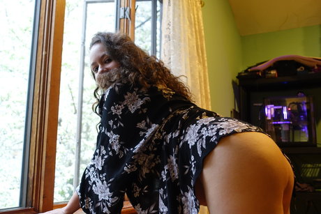 Natalia rose nude star pics