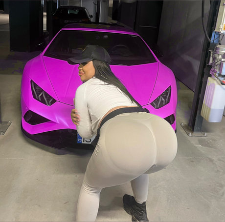 Natalia Bums_ model hd images