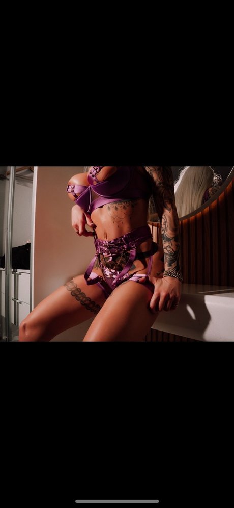 Natalia Karam hot pornstar pic