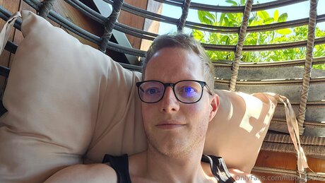 asian blonde onlyfans porno img