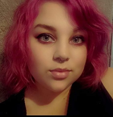 Curvyqueen2015 exclusive model pics