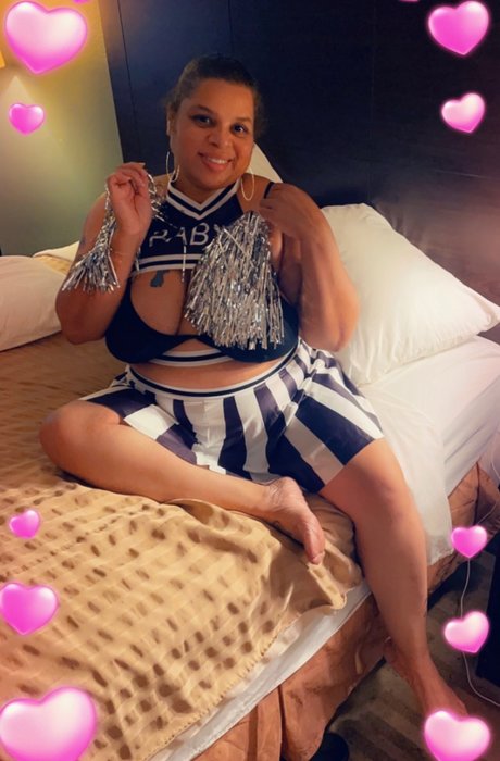 1FrenchVanilla exclusive model photos