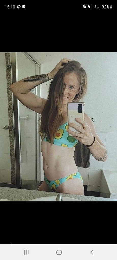 CrochetteForHookers hot pornstar pictures