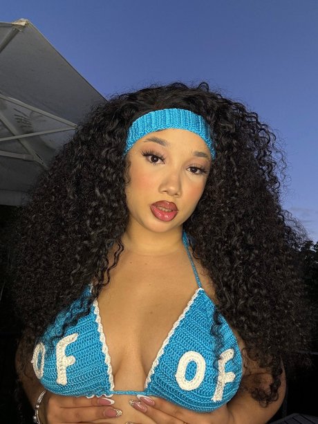 Celinablanco123 pornstar nudes picture