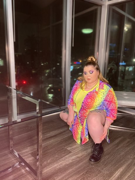 Curvydreamz model nice archive