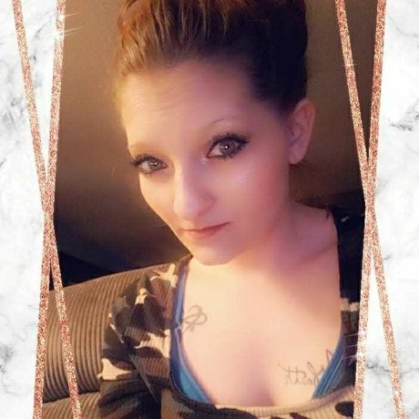 Courtney Gabrio pornstar naked photos