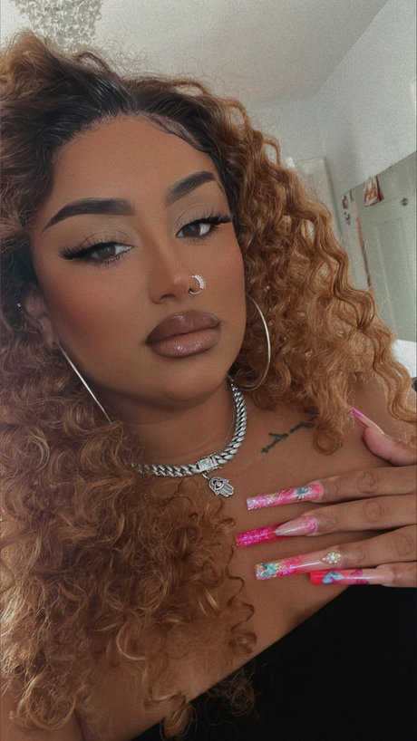 La beibi_ xxx pornstar galleries