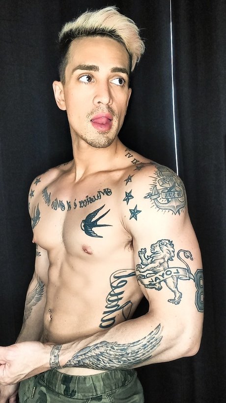 nawel top model images