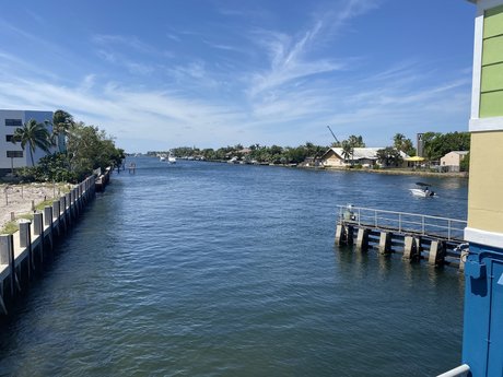 CRconner model pretty photos