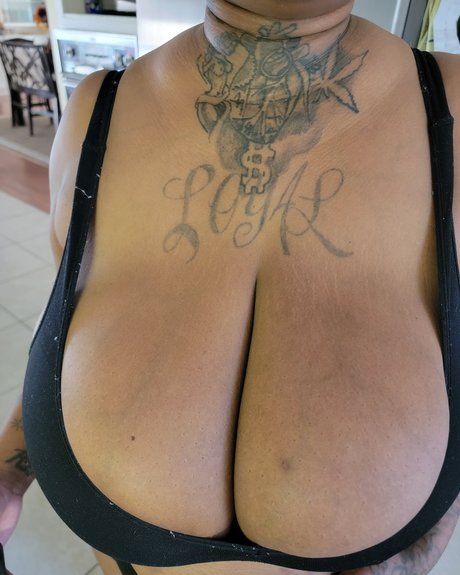 mature big tits onlyfans free porn image