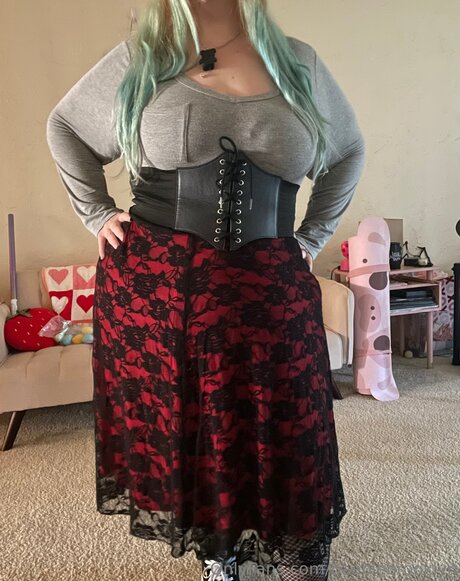 latina feet onlyfans top picture