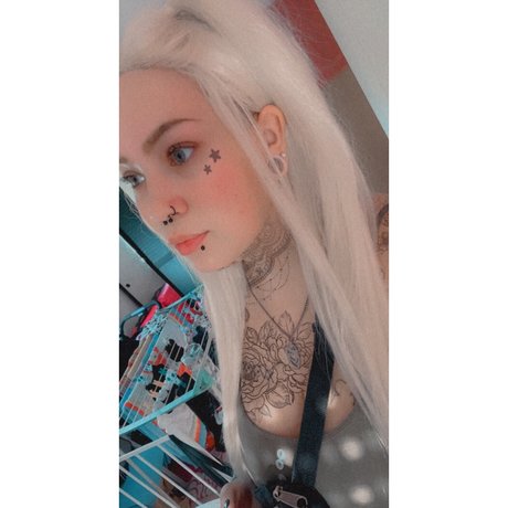 BetterThanDyson model exclusive photos