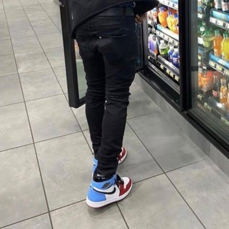 small onlyfans naked pictures