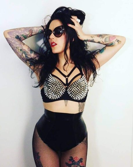 deep onlyfans nudes archive