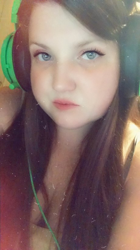 CountryKatee pornstar erotic photos