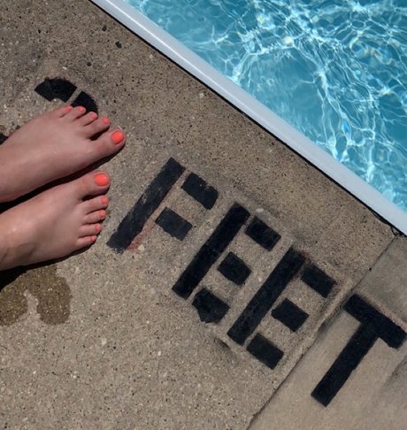 Marla model best photos