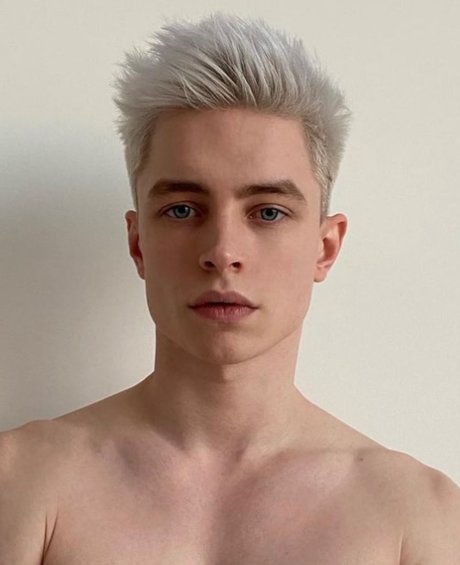 Bendaselis model beautiful image