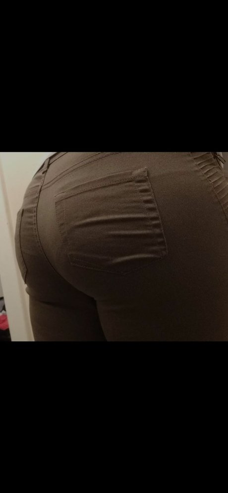 Maxi King erotic star picture