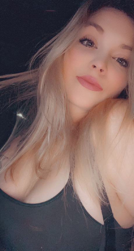 Nicole Reese hot model archive