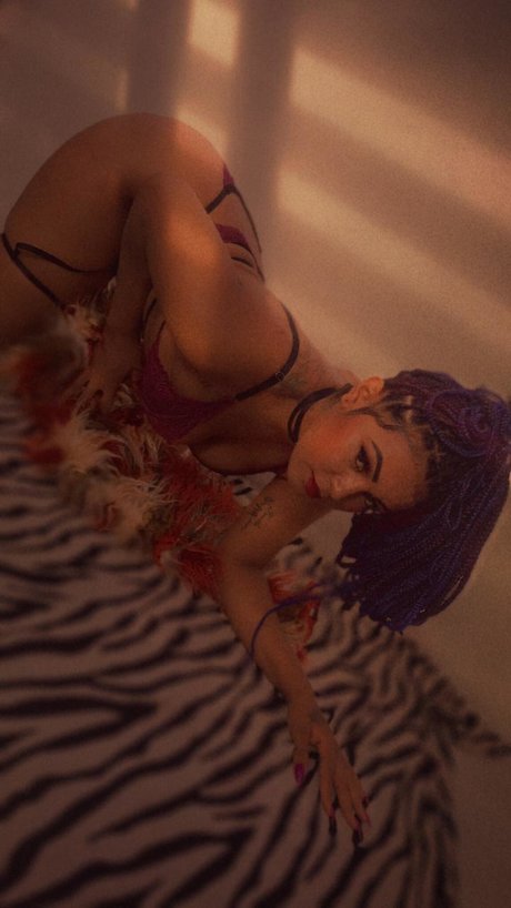 Nick Sol nude star img