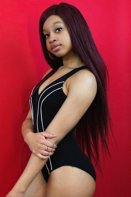 NevaehRiice art actress picture