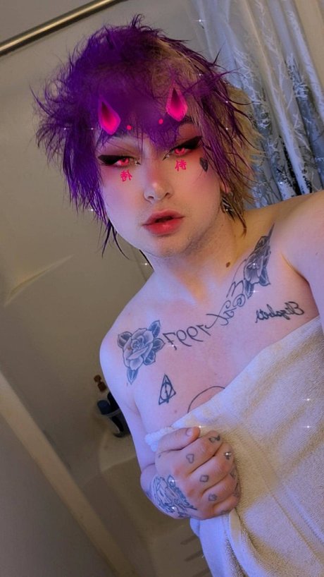 shemale fucks girl onlyfans pretty pic