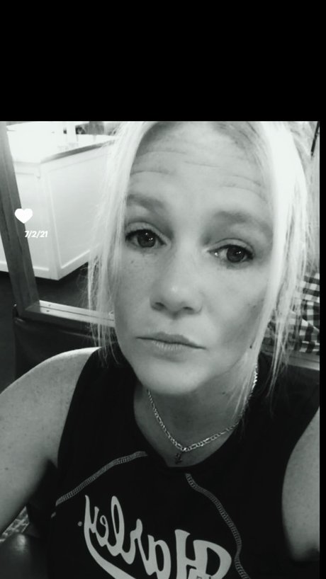 bad bunnies_ pornographic star photos