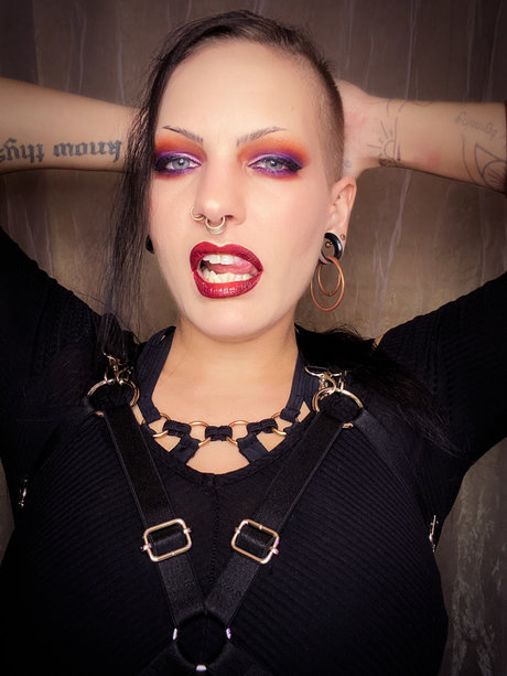 Night Satellite adult model picture