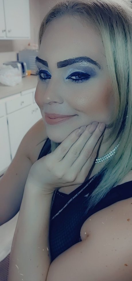 Constance Alexander top star picture