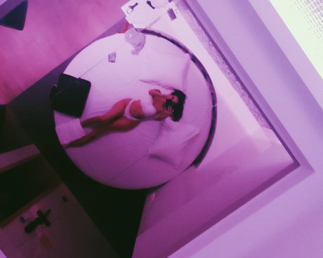 nicte99 naked pornstar images