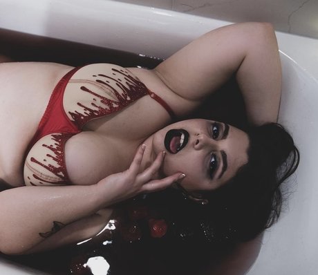 Nicollete Nightmare model nude picture