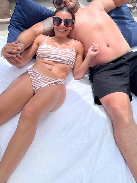 BIG TINY_ actress photo